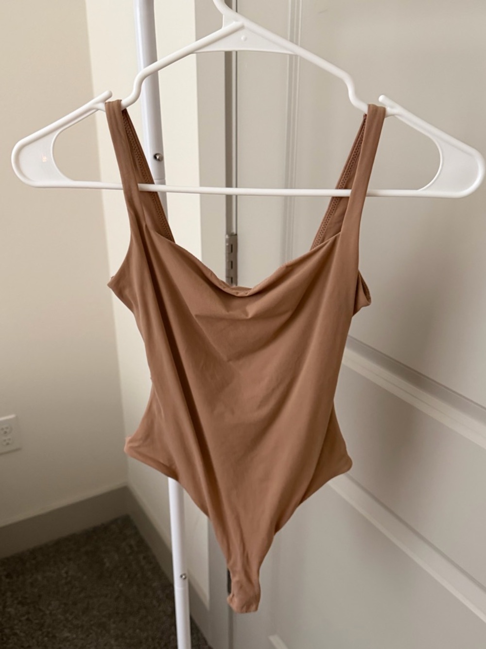 SKIMS Fits Everybody Square Neck Bodysuit